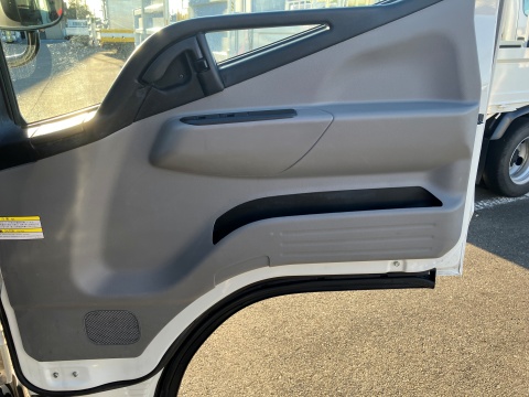 中古平ボディ 三菱ふそう キャンター