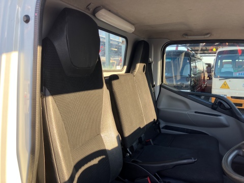 中古平ボディ 三菱ふそう キャンター