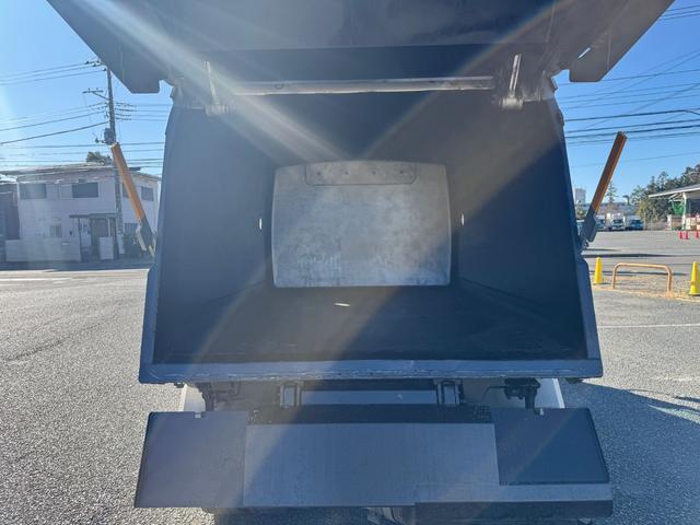 中古塵芥車(パッカー車) 三菱ふそう キャンター