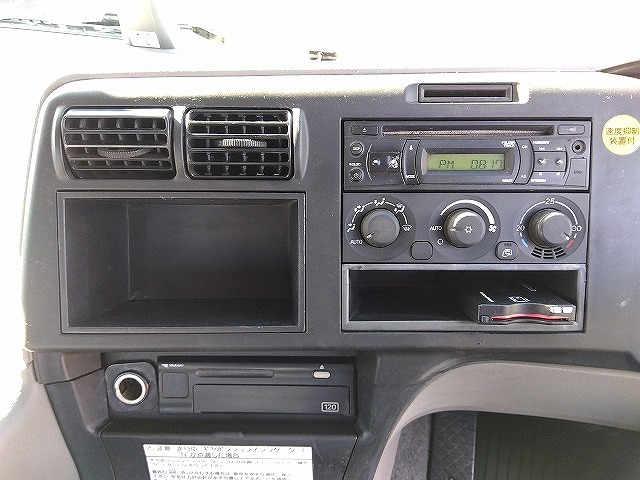 中古トラクタ 三菱ふそう スーパーグレート