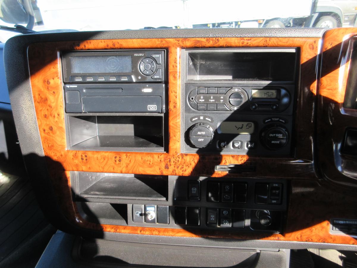中古ダンプ いすゞ ギガ