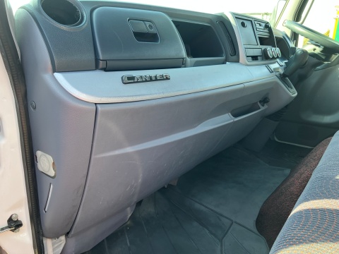 中古平ボディ 三菱ふそう キャンター