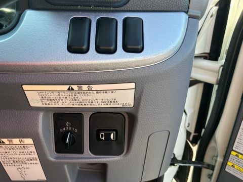 中古平ボディ 三菱ふそう キャンター