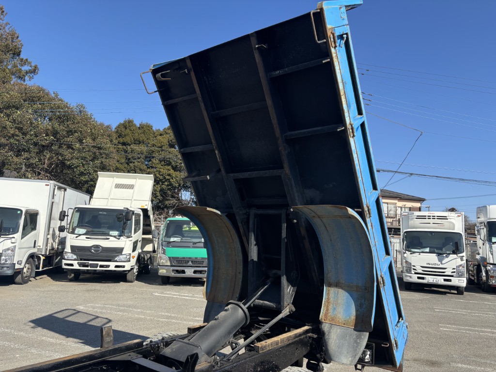 中古ダンプ いすゞ エルフ