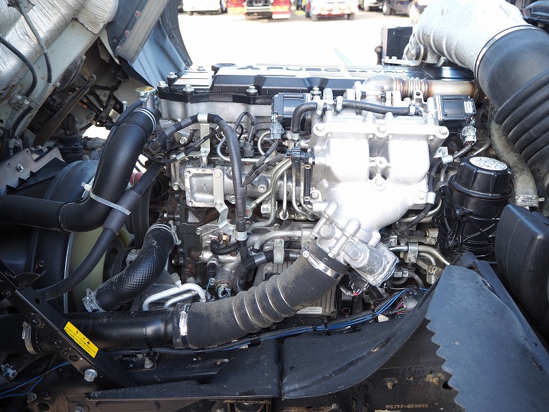 中古コンテナ車 三菱ふそう ファイター