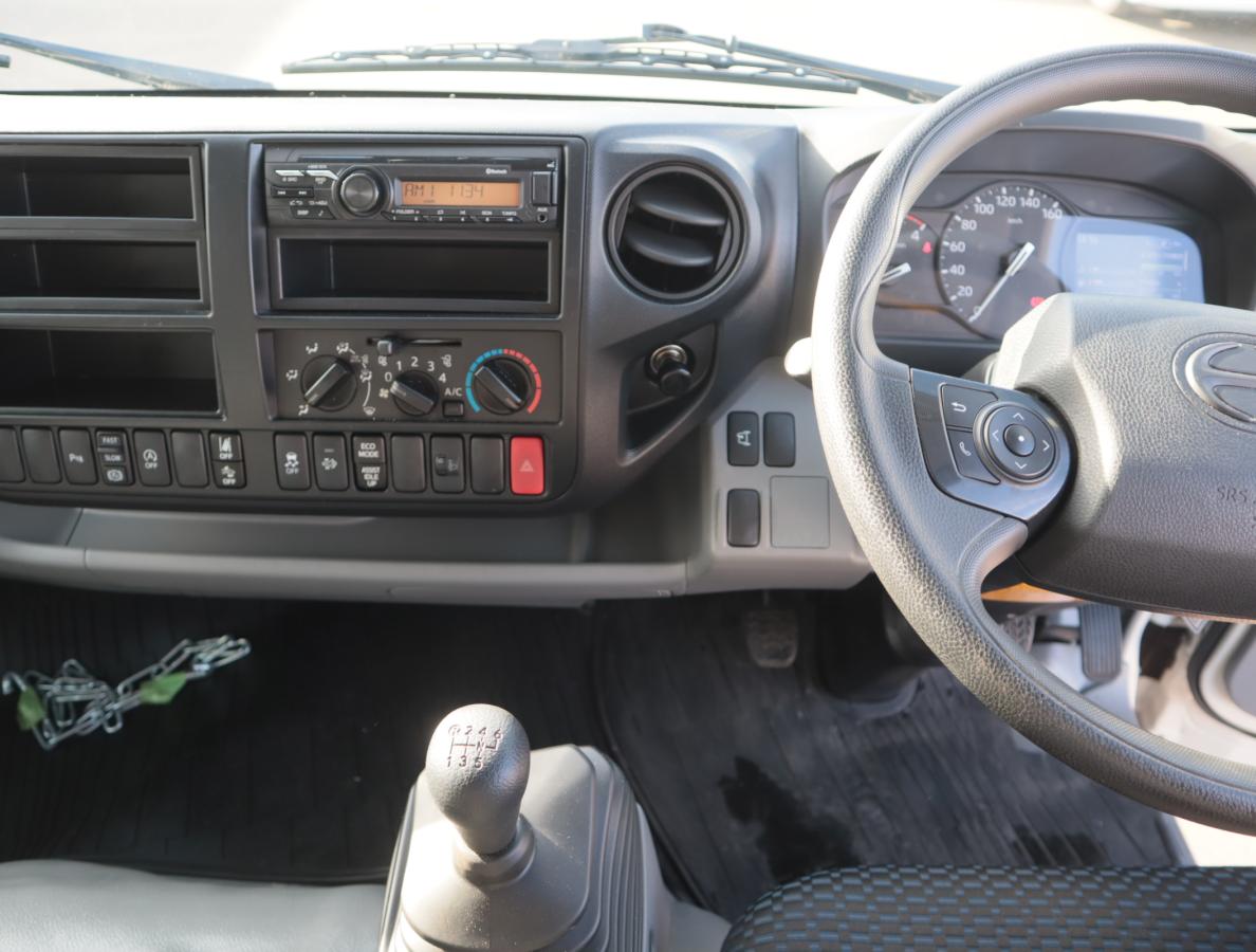 中古幌付き平ボディ 日野 デュトロ