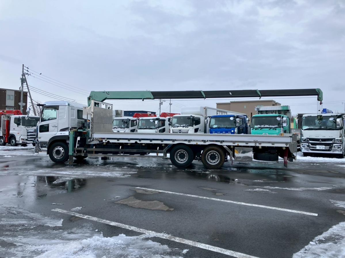 中古クレーン UDトラックス クオン