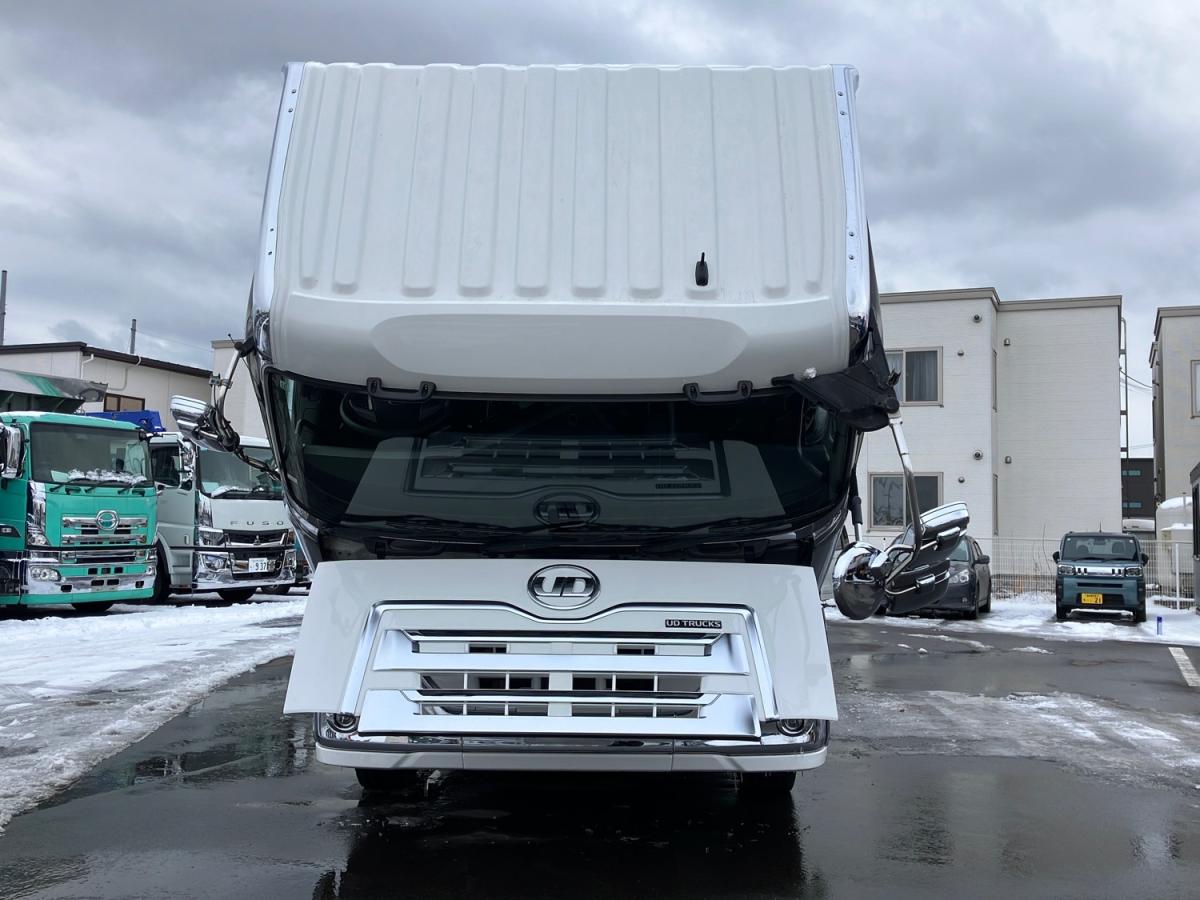 中古クレーン UDトラックス クオン