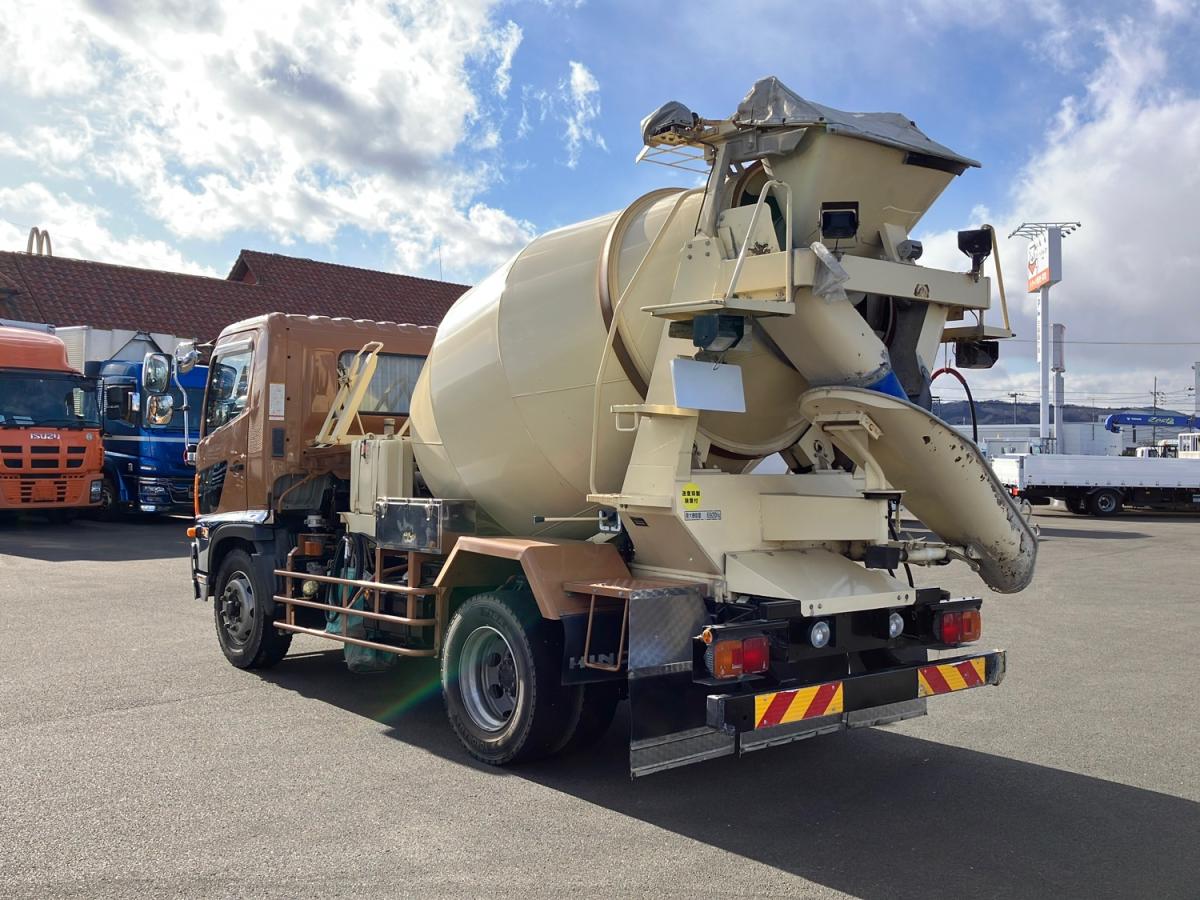 中古ミキサー車(生コン車) 日野 レンジャー