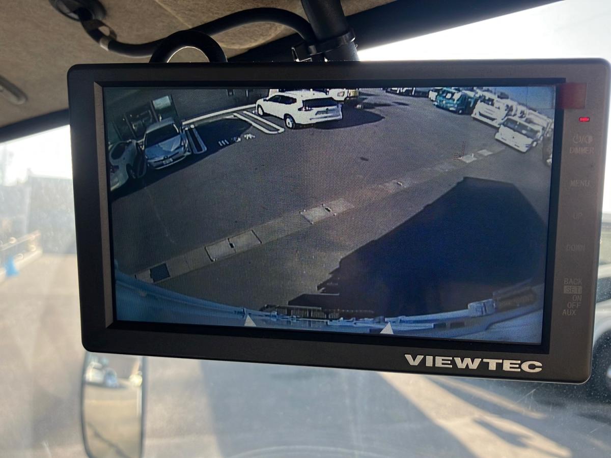 中古冷凍バン 三菱ふそう キャンター