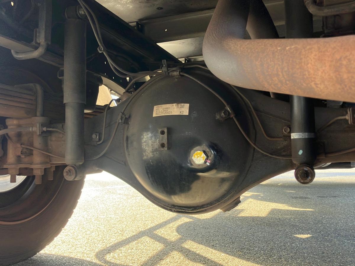 中古冷凍バン 三菱ふそう キャンター