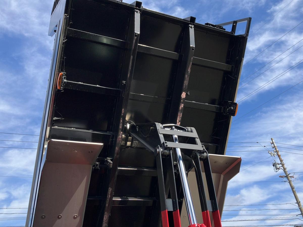 中古ダンプ 三菱ふそう スーパーグレート