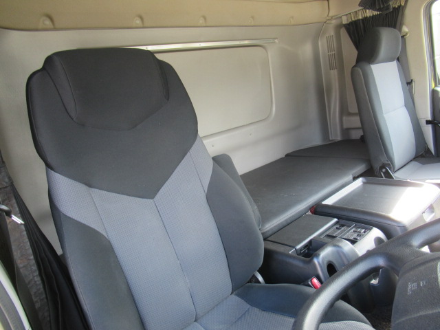 中古アルミウィング 日野 プロフィア