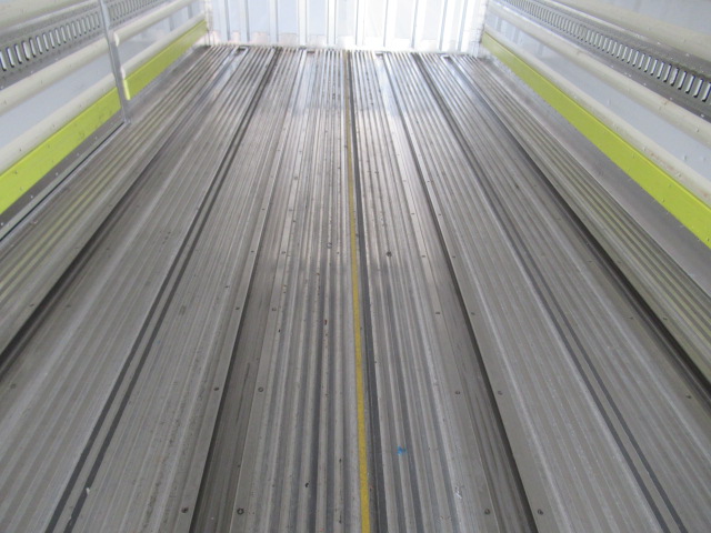 中古冷凍バン 三菱ふそう スーパーグレート