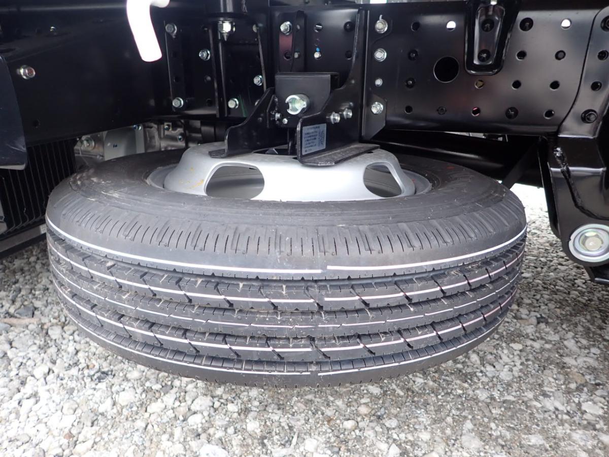 中古平ボディ 三菱ふそう キャンター