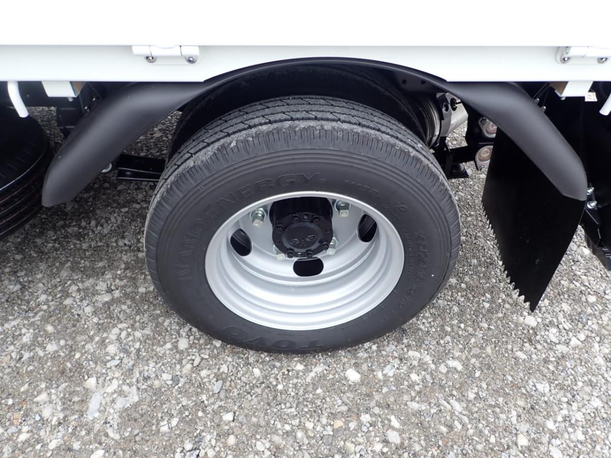 中古平ボディ 三菱ふそう キャンター