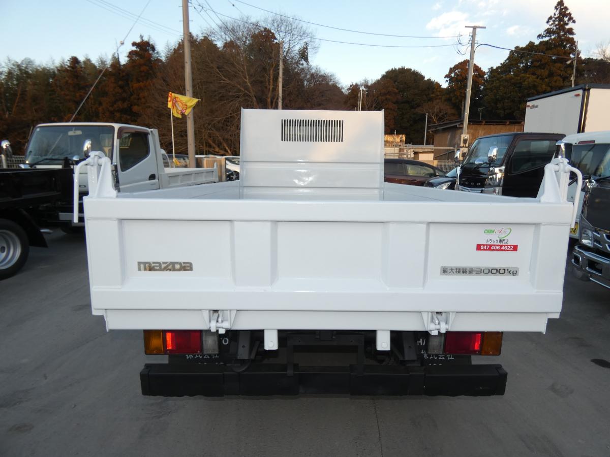 中古ダンプ マツダ タイタン
