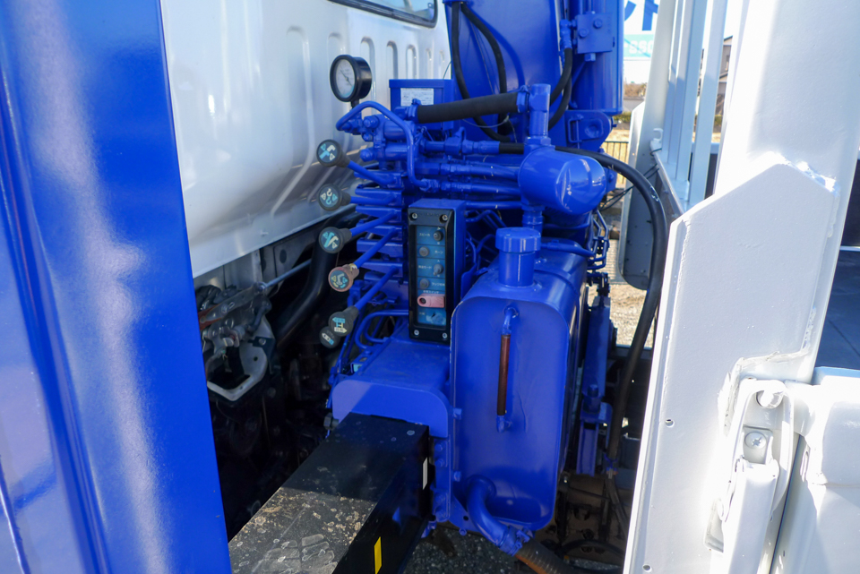 中古クレーン ニッサン アトラス