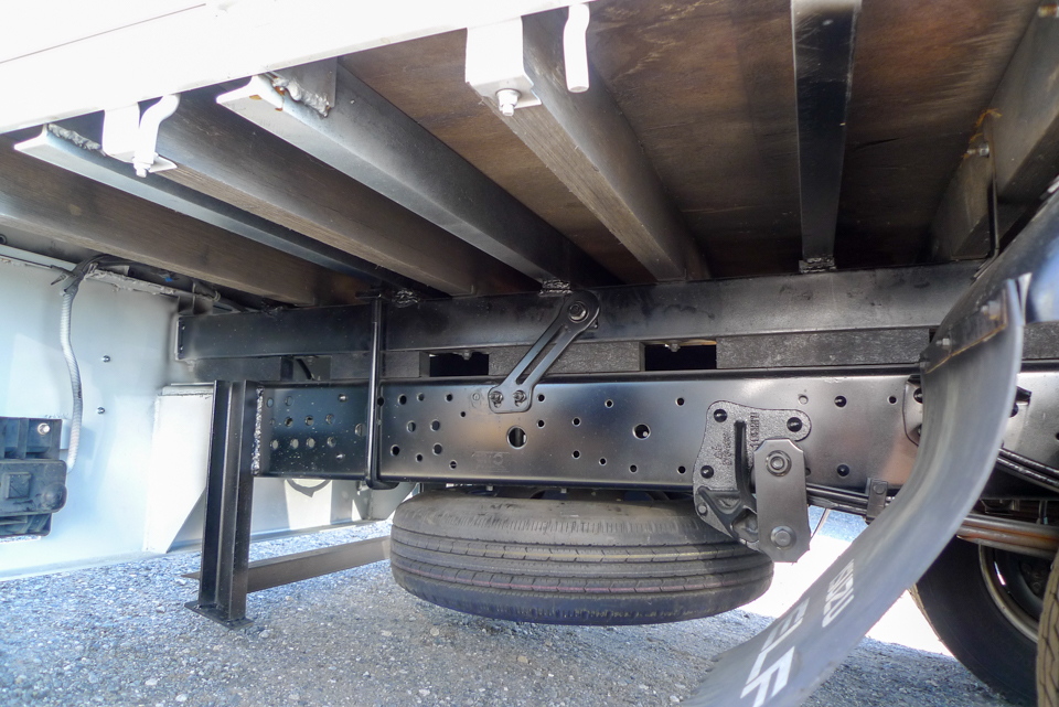 中古クレーン ニッサン アトラス