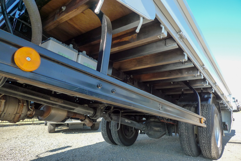 中古クレーン ニッサン アトラス