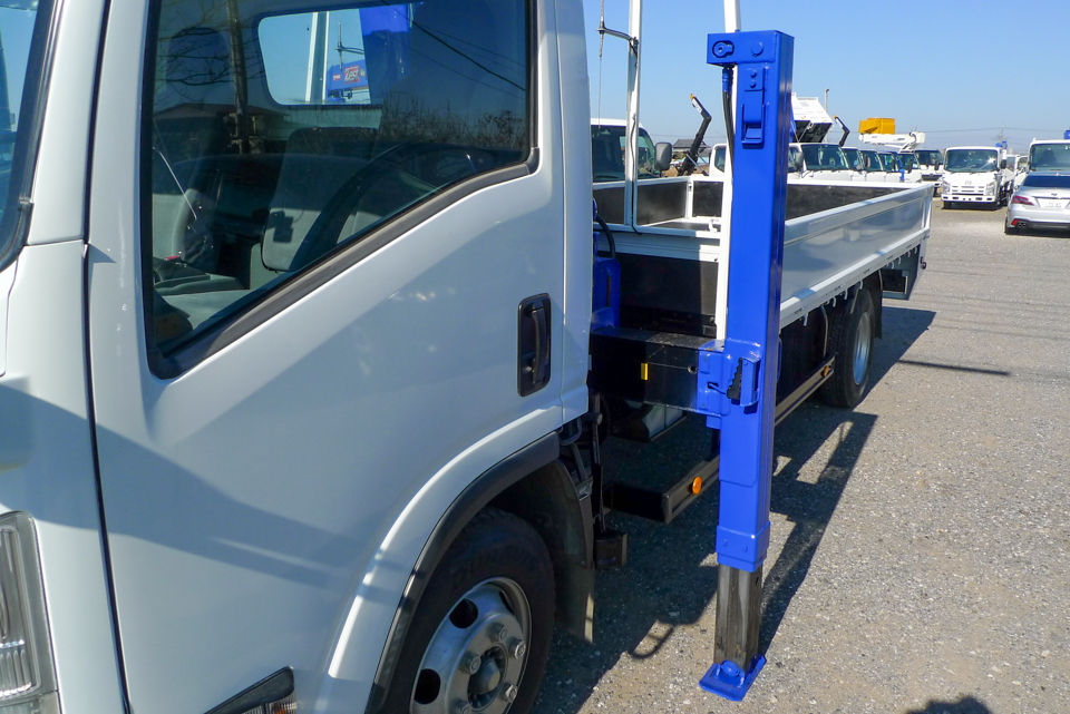 中古クレーン ニッサン アトラス