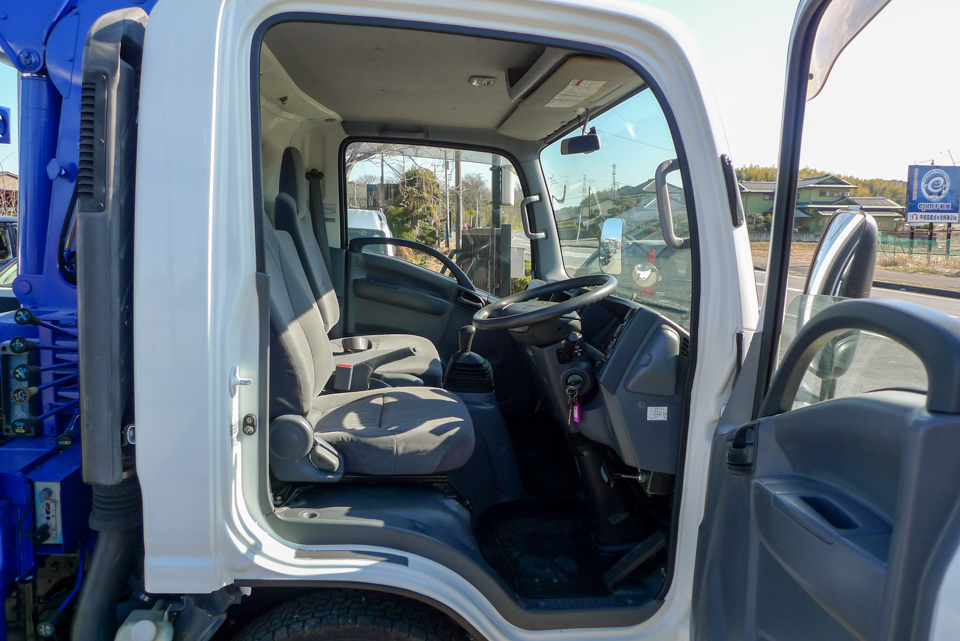 中古クレーン ニッサン アトラス