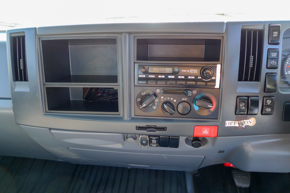 中古クレーン ニッサン アトラス