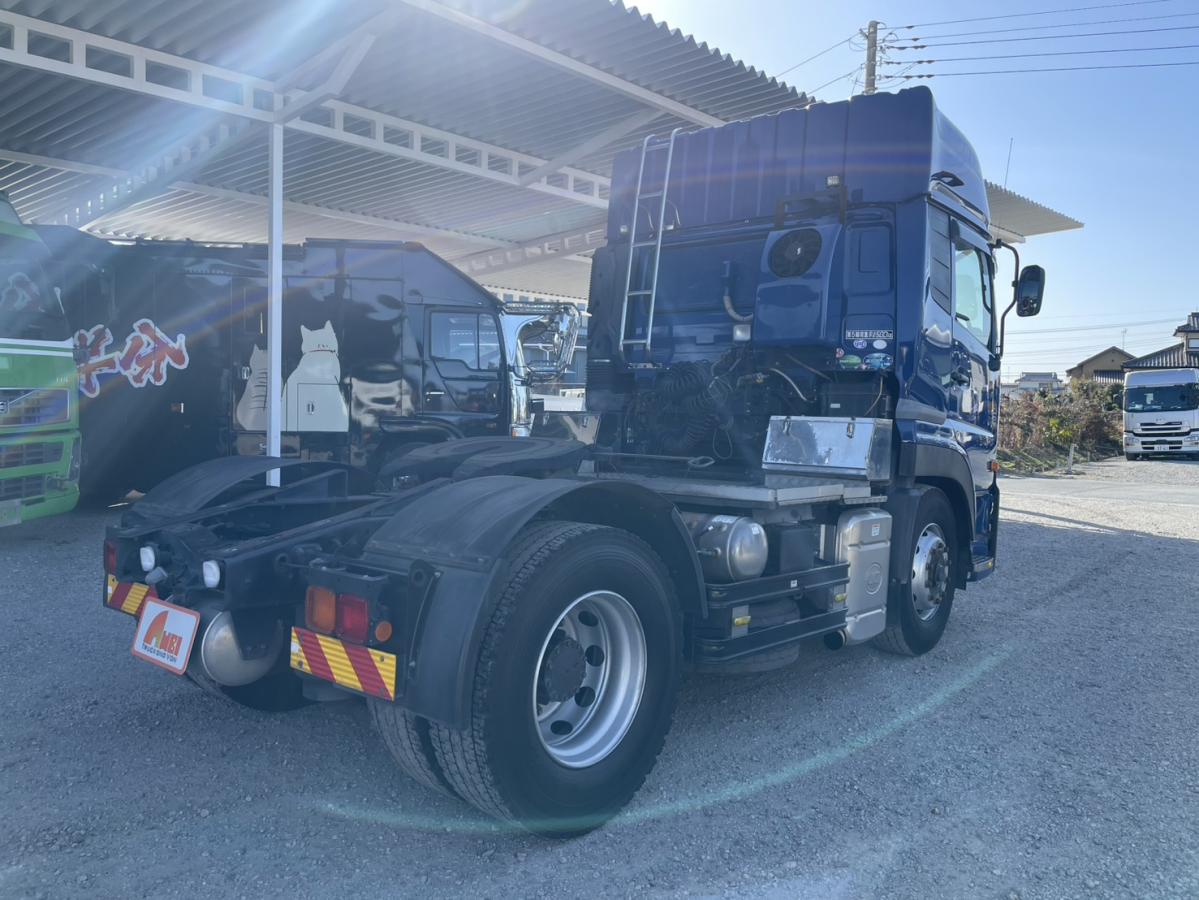 中古トラクタ UDトラックス クオン