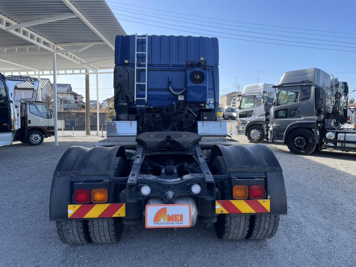 中古トラクタ UDトラックス クオン