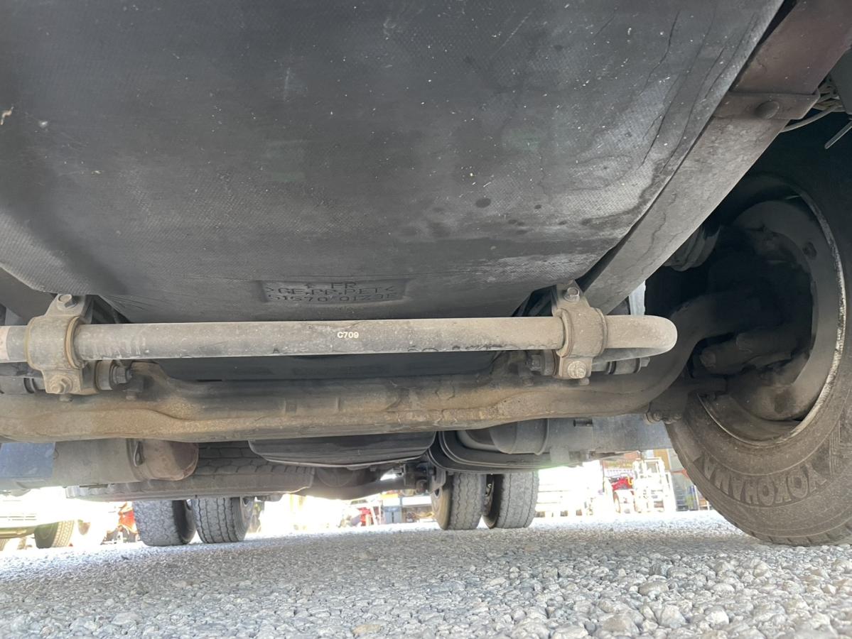 中古トラクタ UDトラックス クオン