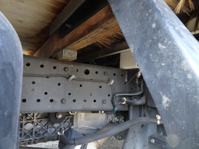 中古平アルミブロック いすゞ エルフ