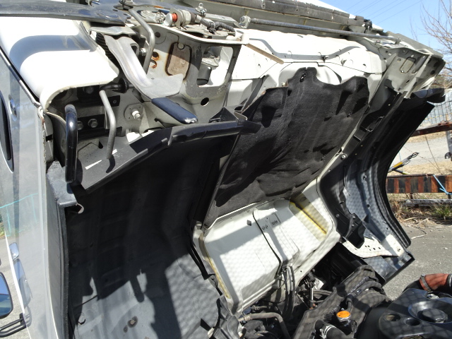 中古平アルミブロック いすゞ エルフ