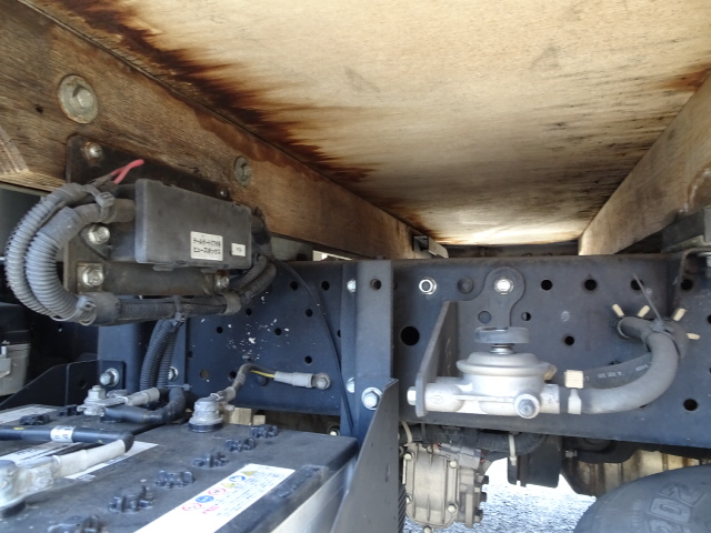 中古平アルミブロック いすゞ エルフ