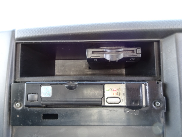 中古平アルミブロック いすゞ エルフ