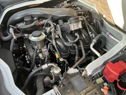 中古バス トヨタ ハイエース