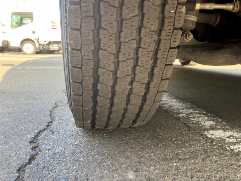 中古バス トヨタ ハイエース