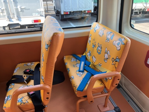 中古バス トヨタ ハイエース