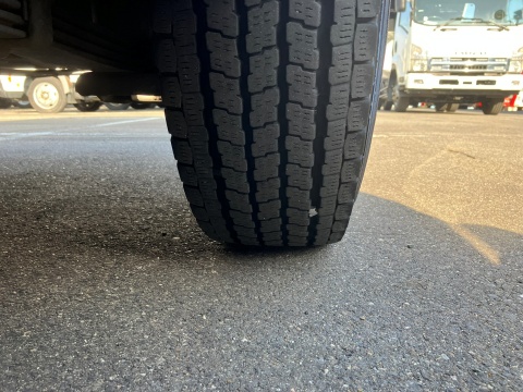 中古バス トヨタ ハイエース