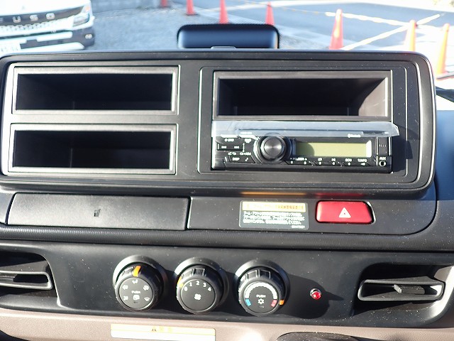 中古クレーン 三菱ふそう キャンター