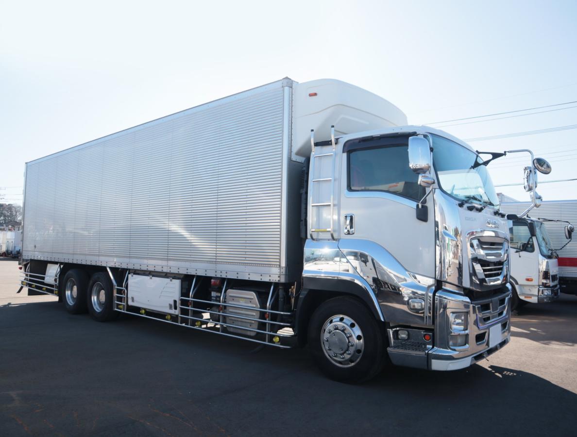 中古冷凍バン いすゞ ギガ