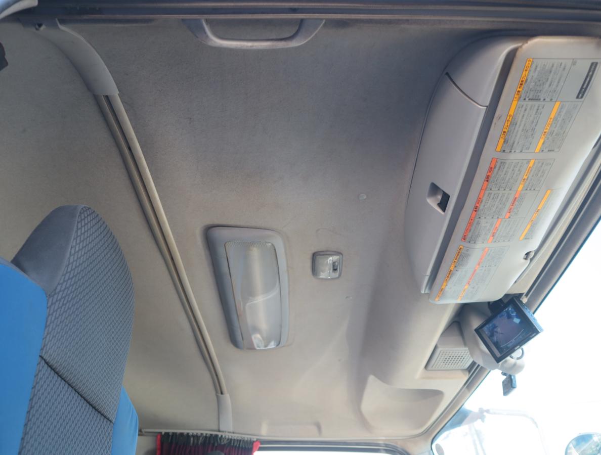 中古冷凍バン いすゞ ギガ