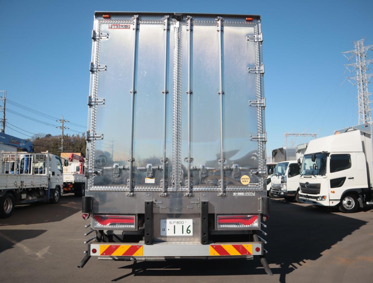 中古冷凍バン いすゞ ギガ