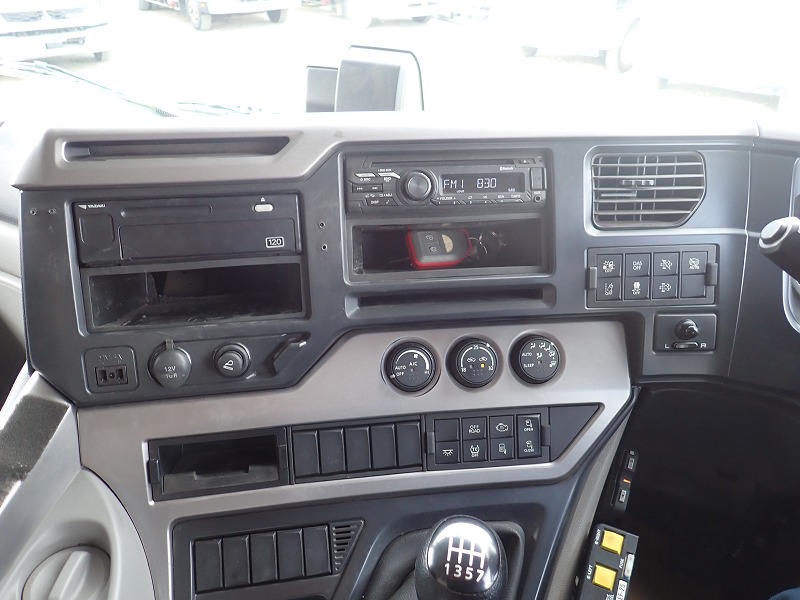 中古ダンプ UDトラックス クオン