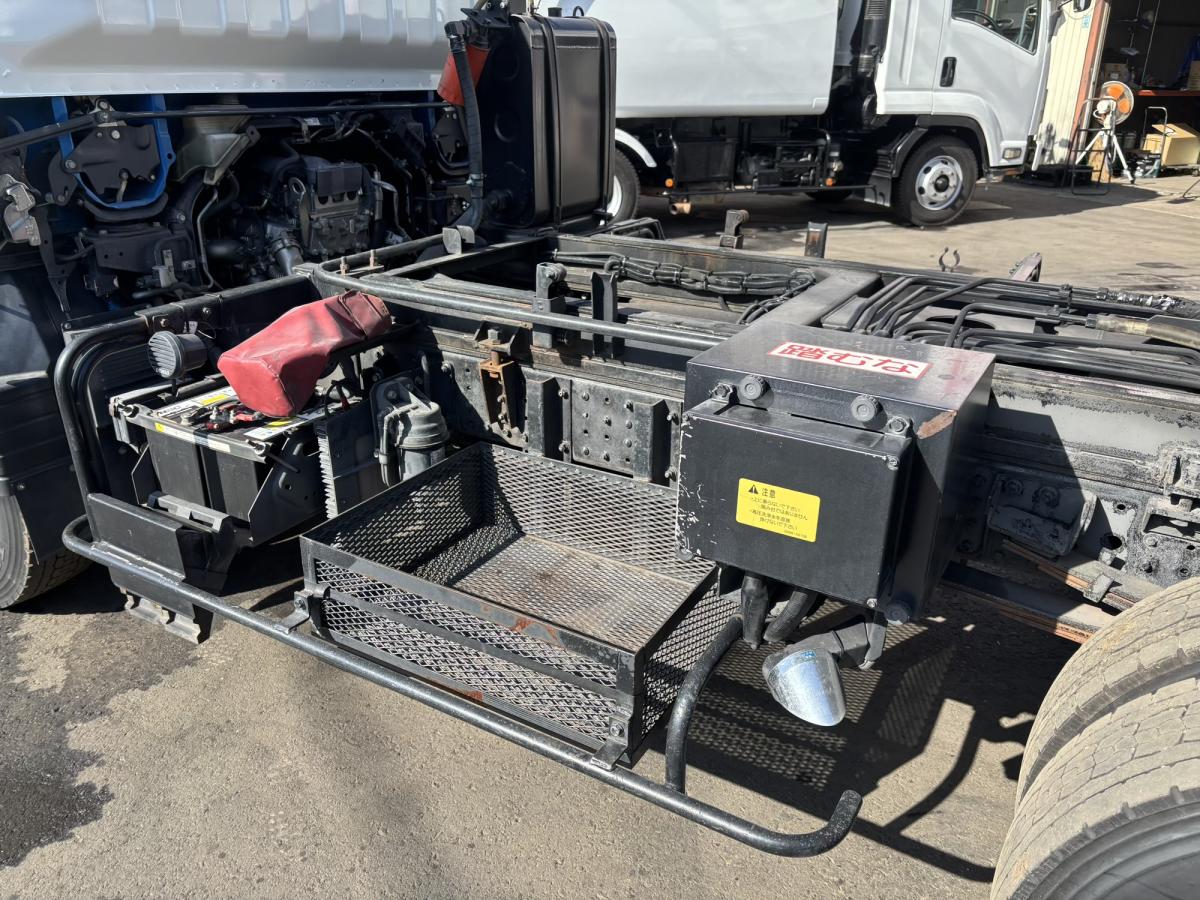 中古塵芥車(パッカー車) 三菱ふそう キャンター