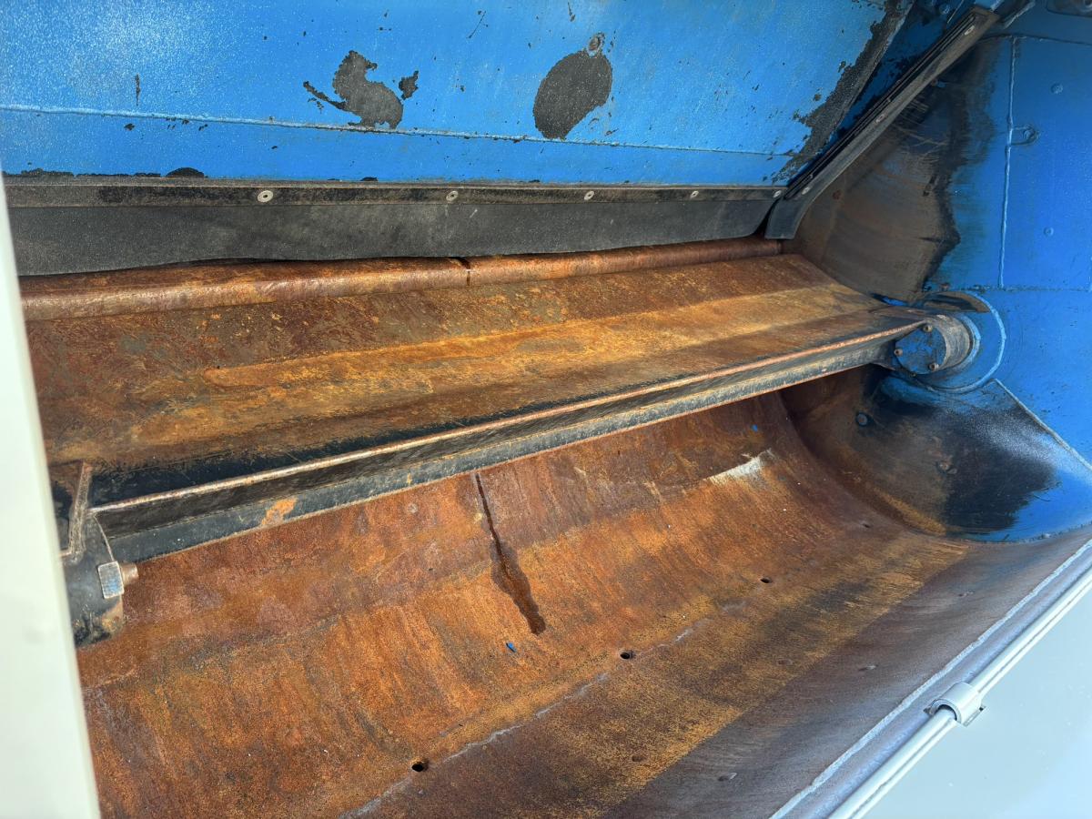 中古塵芥車(パッカー車) 三菱ふそう キャンター