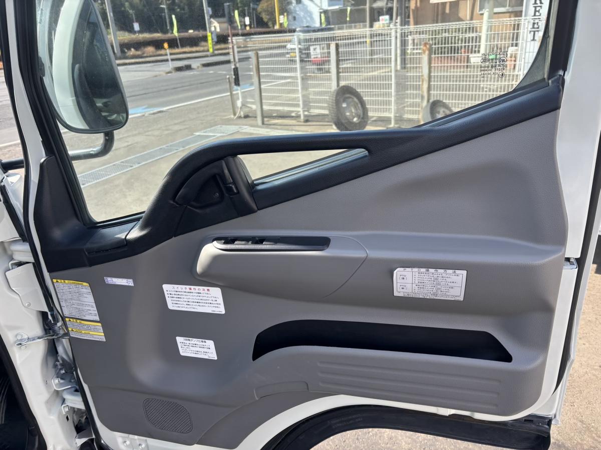 中古塵芥車(パッカー車) 三菱ふそう キャンター