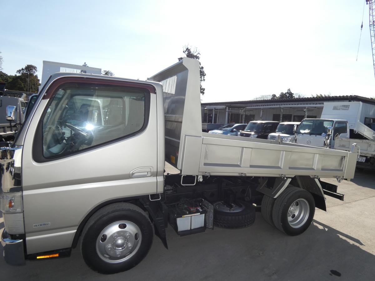 中古ダンプ 三菱ふそう キャンター /H26 3トン 5速マニュアル ダンプ