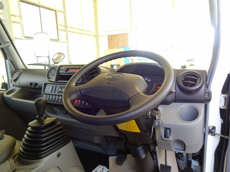 中古平ボディ トヨタ ダイナ