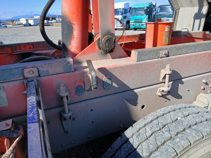 中古ダンプ 日野 プロフィア