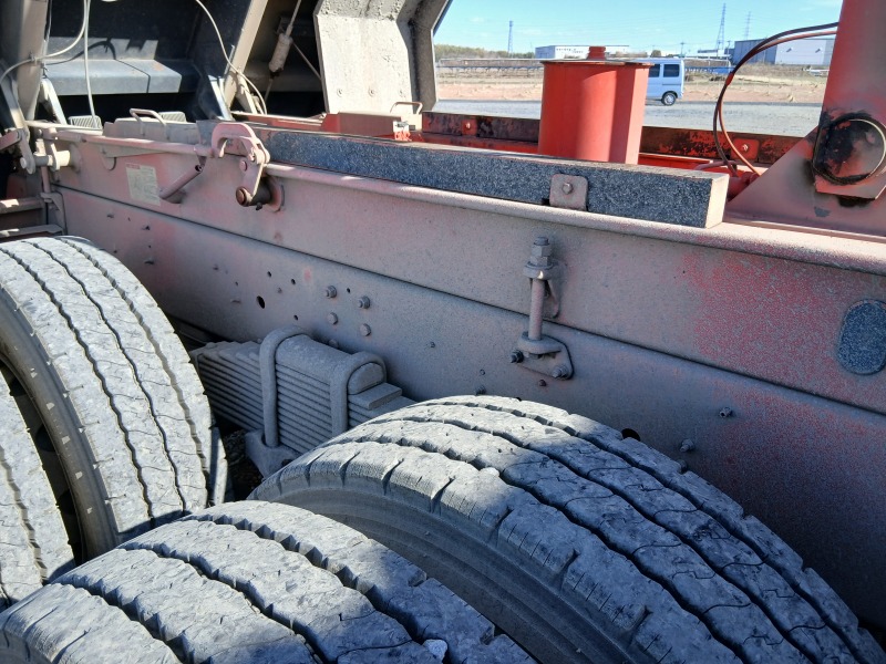 中古ダンプ 日野 プロフィア